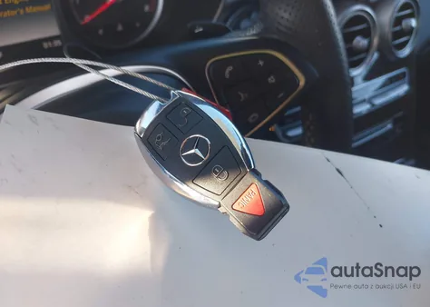 2018 Mercedes-Benz Glc 300 from USA, damaged, VIN WDC0G4JB3JV066852